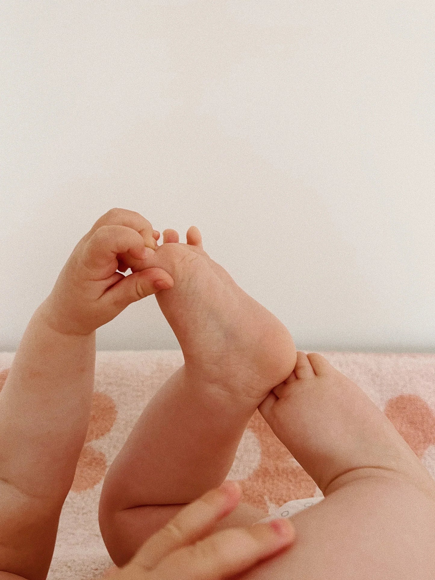 Could it be postpartum thyroiditis? Look out for these signs: